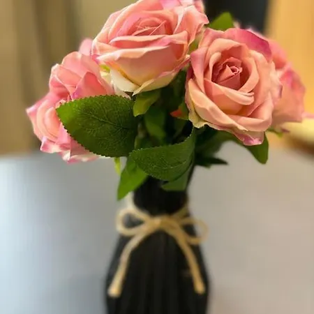 Close To Eiffel Tower * 巴黎