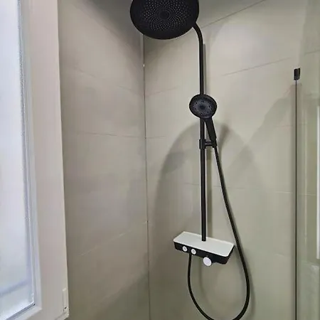 Close To Eiffel Tower 巴黎